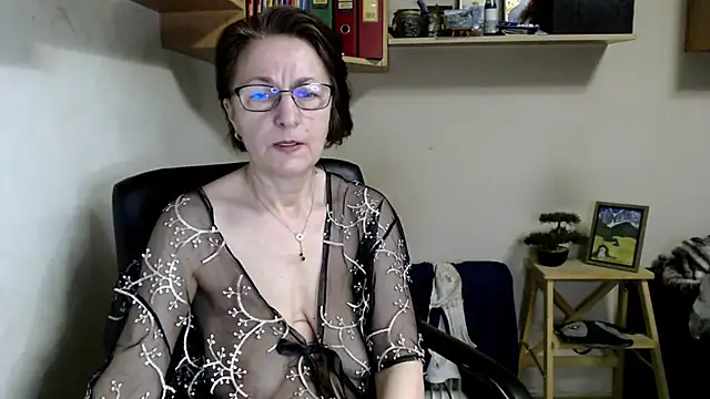 Snapshot of katemodel chatting on June 23, 2026, 6:33 am katemodel online show from June 23, 2026, 6:33 am