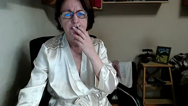 Snapshot of katemodel chatting on June 24, 2026, 6:12 am katemodel online show from June 24, 2026, 6:12 am