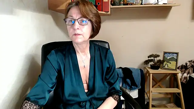 Snapshot of katemodel chatting on July 18, 2026, 5:11 am katemodel online show from July 18, 2026, 5:11 am