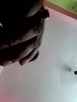 Menfromkolkata online show from March 18, 2026, 12:19 pm