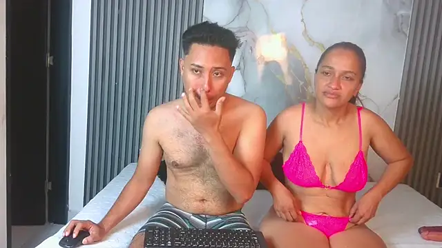 LunandCarlos online show from May 21, 2026, 3:08 pm
