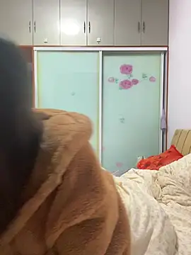 Snapshot of BIGBABYYEYE chatting on February 7, 2026, 2:43 pm BIGBABYYEYE online show from February 7, 2026, 2:43 pm