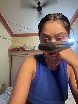Snapshot of Roohbabe chatting on June 2, 2026, 3:14 pm Roohbabe online show from June 2, 2026, 3:14 pm