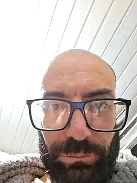 Snapshot of Robsonitj90 chatting on June 9, 2026, 9:37 pm Robsonitj90 online show from June 9, 2026, 9:37 pm
