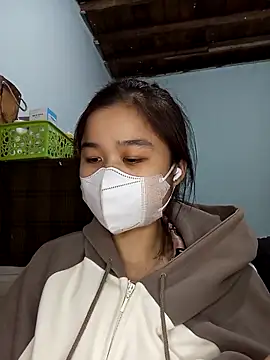 Snapshot of Daisy-lusia2026 chatting on May 4, 2026, 2:13 pm Daisy-lusia2026 online show from May 4, 2026, 2:13 pm