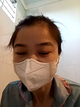 Snapshot of Daisy-lusia2026 chatting on May 10, 2026, 10:48 pm Daisy-lusia2026 online show from May 10, 2026, 10:48 pm