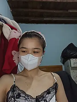 Snapshot of Daisy-lusia2026 chatting on July 28, 2026, 11:37 pm Daisy-lusia2026 online show from July 28, 2026, 11:37 pm