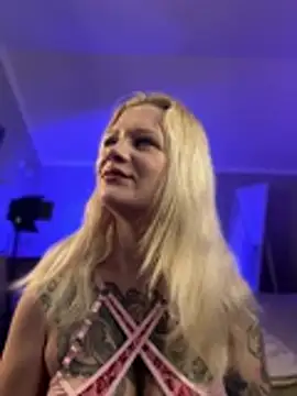 Snapshot of BlondeDoll_ chatting on February 21, 2026, 5:19 am BlondeDoll online show from February 21, 2026, 5:19 am