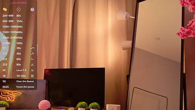 Snapshot of lil_monikaa chatting on March 26, 2026, 2:33 pm lil monikaa online show from March 26, 2026, 2:33 pm