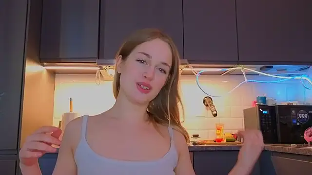 Snapshot of AnneRiver chatting on March 27, 2026, 5:57 am AnneRiver online show from March 27, 2026, 5:57 am