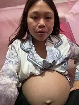Snapshot of Emxinhka1 chatting on April 5, 2026, 3:04 am Emxinhka1 online show from April 5, 2026, 3:04 am