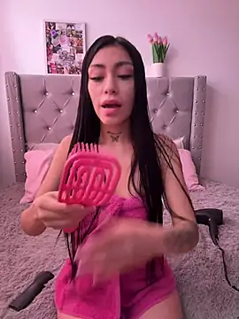 Bonny Eva online show from February 3, 2026, 6:57 pm