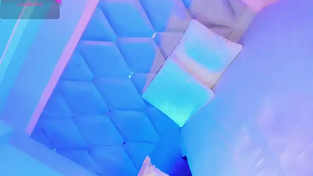 EmmaSweet23 online show from March 27, 2026, 8:30 pm