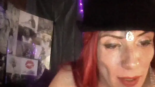 Snapshot of Paradice7 chatting on February 19, 2026, 7:48 am Paradice7 online show from February 19, 2026, 7:48 am