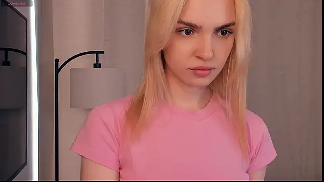 Snapshot of PatricePerlow chatting on February 21, 2026, 7:42 am PatricePerlow online show from February 21, 2026, 7:42 am