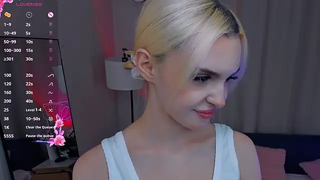 PatricePerlow online show from April 4, 2026, 7:44 pm