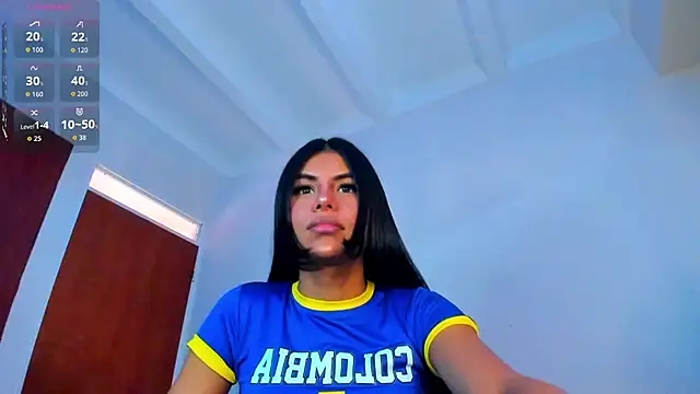 Salolatina online show from July 3, 2026, 9:32 pm