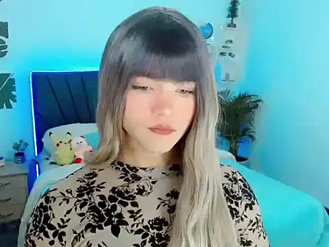 Snapshot of ZoeSchmmit chatting on July 23, 2026, 7:01 pm ZoeSchmmit online show from July 23, 2026, 7:01 pm