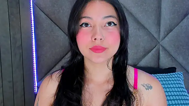 AnnieRouse   online show from March 29, 2026, 11:43 am