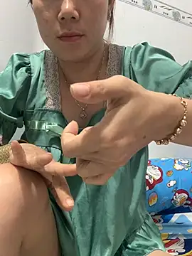 Baby-lovely69 online show from April 6, 2026, 10:44 pm