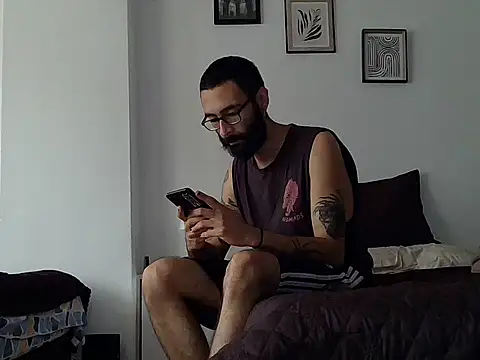 venus midnight online show from March 12, 2026, 4:02 pm