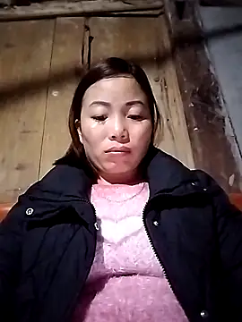 Ella-aa online show from February 4, 2026, 12:55 pm