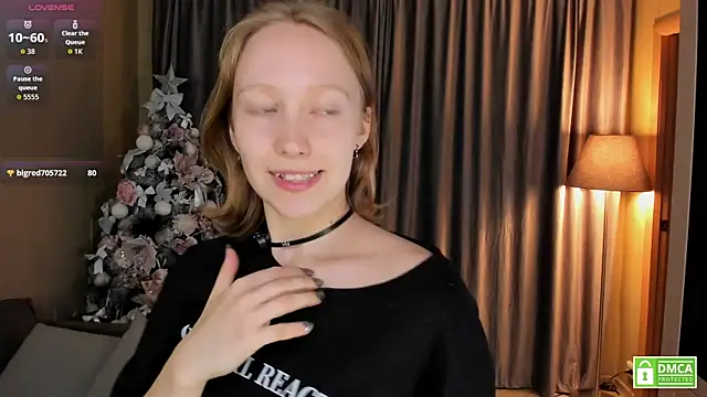 Snapshot of Cutie_Ellis chatting on July 15, 2026, 5:29 pm Cutie Ellis online show from July 15, 2026, 5:29 pm