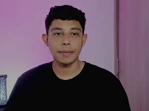 nilo2021 online show from March 28, 2026, 1:43 pm
