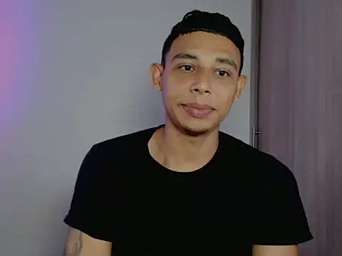 nilo2021 online show from June 7, 2026, 12:53 pm