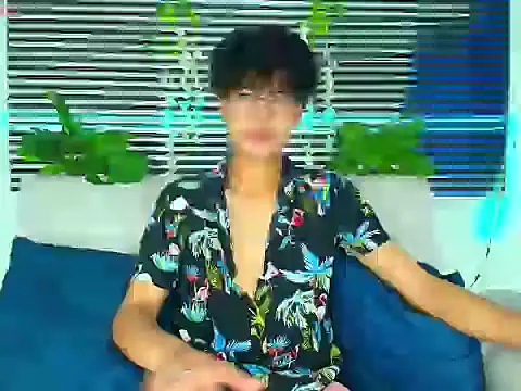 ThiiagoSaeenz online show from February 4, 2026, 2:23 pm