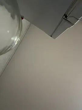 MiaTee online show from March 13, 2026, 2:40 am