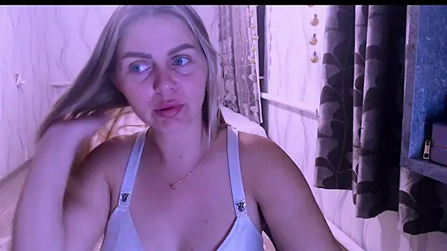 Snapshot of MagicKatarina_ chatting on July 12, 2026, 7:38 pm MagicKatarina online show from July 12, 2026, 7:38 pm