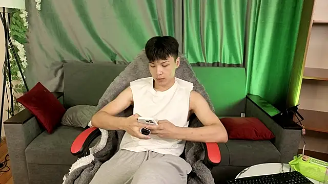 Snapshot of XanneLL chatting on February 15, 2026, 1:52 pm XanneLL online show from February 15, 2026, 1:52 pm