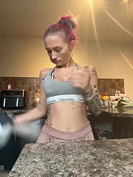 Milssweetx online show from March 5, 2026, 11:39 am