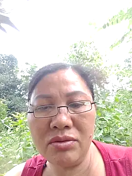 Cold-girlr12 online show from May 11, 2026, 7:14 am