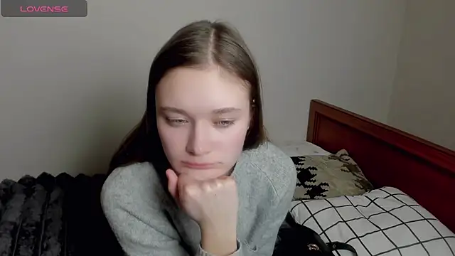 Snapshot of Elina_X chatting on March 4, 2026, 10:05 pm Elina X online show from March 4, 2026, 10:05 pm