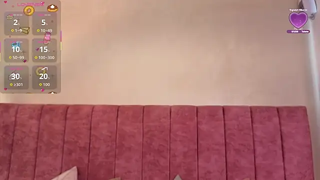 Snapshot of LOU_22_ chatting on June 19, 2026, 12:31 pm LOU 22 online show from June 19, 2026, 12:31 pm