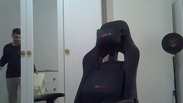 ciceroable online show from April 15, 2026, 3:57 am