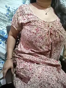 Snapshot of PARI51 chatting on March 1, 2026, 7:49 pm PARI51 online show from March 1, 2026, 7:49 pm