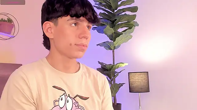 Snapshot of Angel_eros_ chatting on February 27, 2026, 5:18 am Angel eros online show from February 27, 2026, 5:18 am