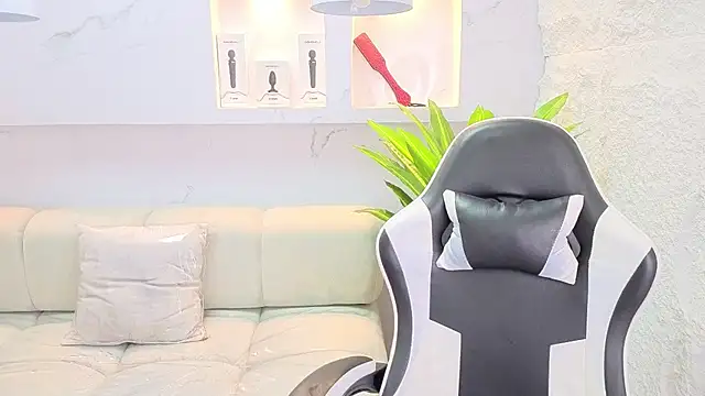 Snapshot of aurora_tp chatting on February 25, 2026, 2:32 am aurora tp online show from February 25, 2026, 2:32 am