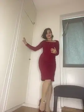 eva luz online show from May 11, 2026, 10:21 am