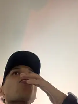 Snapshot of Alejandroo_Montenegro chatting on February 16, 2026, 11:23 pm Alejandroo Montenegro online show from February 16, 2026, 11:23 pm