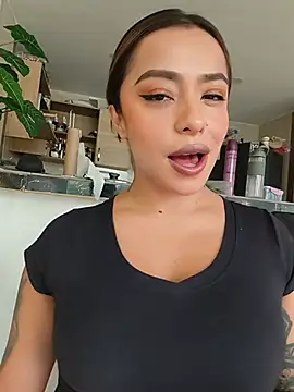 Snapshot of foxxy_lover chatting on June 26, 2026, 3:49 pm foxxy lover online show from June 26, 2026, 3:49 pm
