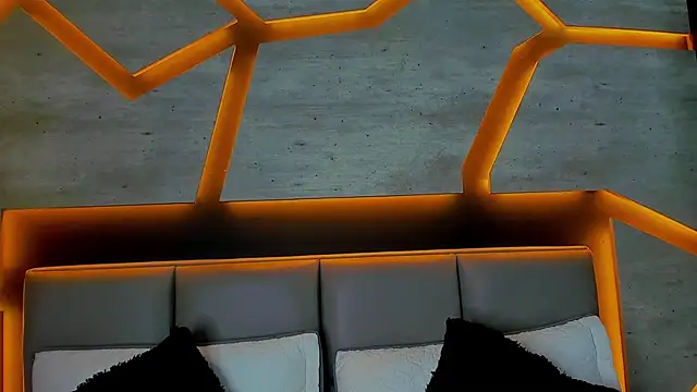 Snapshot of Valeriabigass chatting on February 7, 2026, 3:32 am Valeriabigass online show from February 7, 2026, 3:32 am