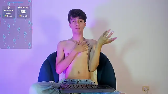 axxxel twink online show from March 24, 2026, 2:16 am