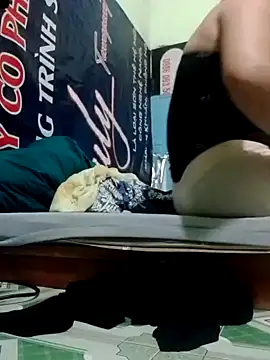 YIYI-502 online show from February 24, 2026, 2:37 pm