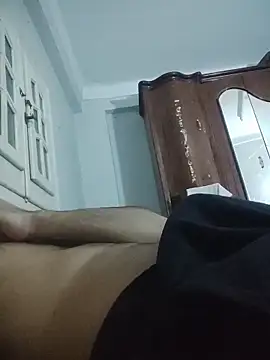 amirMohamed58 online show from February 3, 2026, 1:37 am