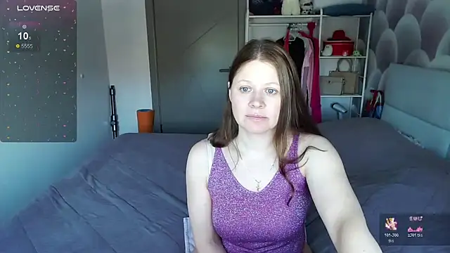 Snapshot of Aleksasamuii chatting on February 23, 2026, 6:33 am Aleksasamuii online show from February 23, 2026, 6:33 am