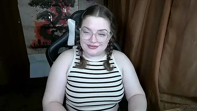 Snapshot of Teasing_Dora chatting on April 21, 2026, 10:12 pm Teasing Dora online show from April 21, 2026, 10:12 pm
